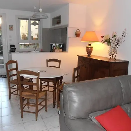 La Cantarelle Apartamento *